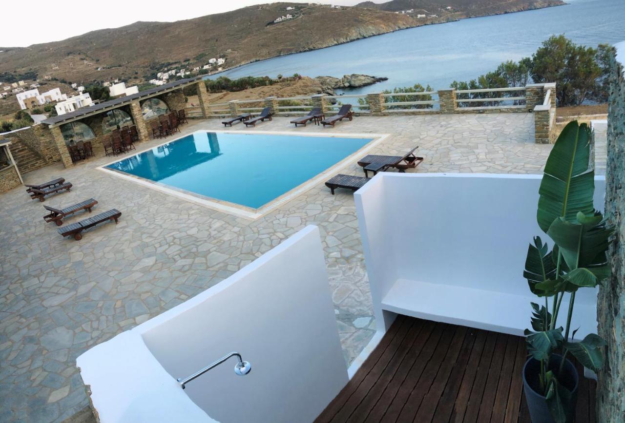 En Plo Aparthotel Agios Romanos Exterior foto