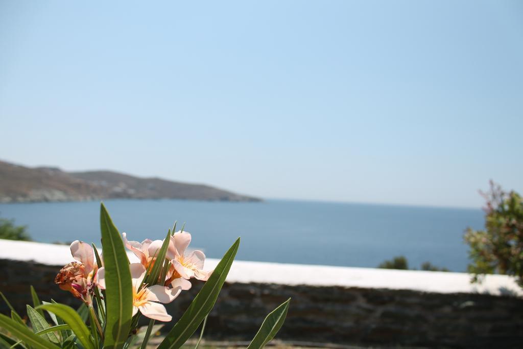 En Plo Aparthotel Agios Romanos Exterior foto
